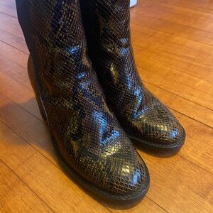 Sezane Pippa Ankle boots khaki Python